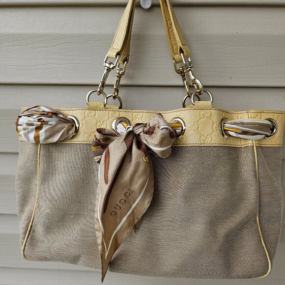 Gucci Handbags - EUC Vintage Guccissima Positano Scarf Tote
